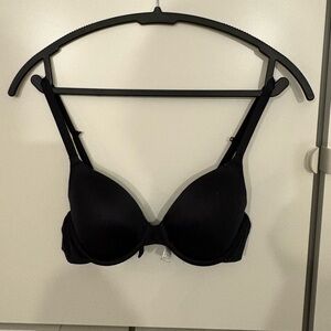 Black underwire bra